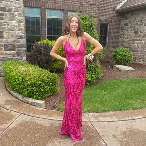 WORN ONCE. Pink sequin prom dress #prom #dress